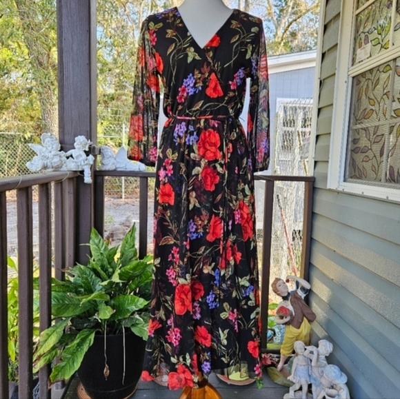 Harlow & Rose Floral Midi Dress Medium Faux Wrap Cottage Overlay Sheer Sleeves - Picture 2 of 16